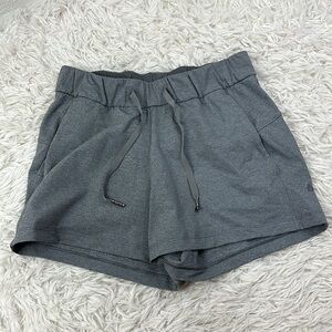 Lululemon On The Fly Short *2.5" Heathered Slate